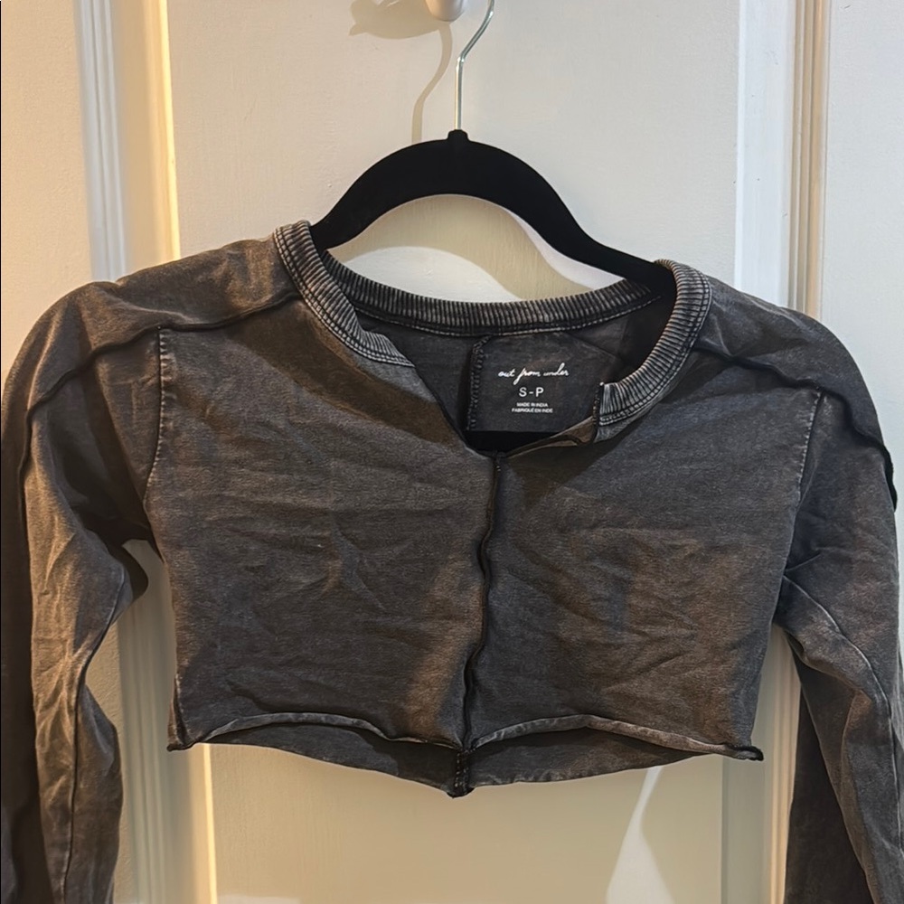 Urban Outfitters Gray Long Sleeve Crop Top